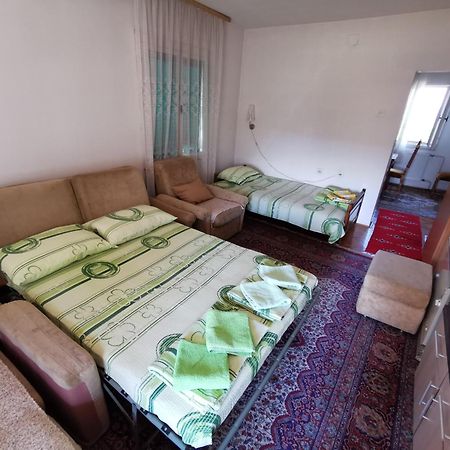 Apartments Domacinstvo Nikolic Valjevo Exterior photo